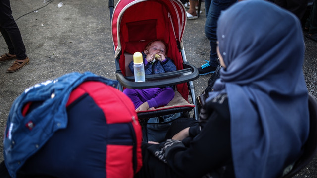 Refah Sınır Kapısı geçici olarak açıldı