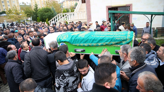 Sakarya'da öldürülen site yöneticisi defnedildi