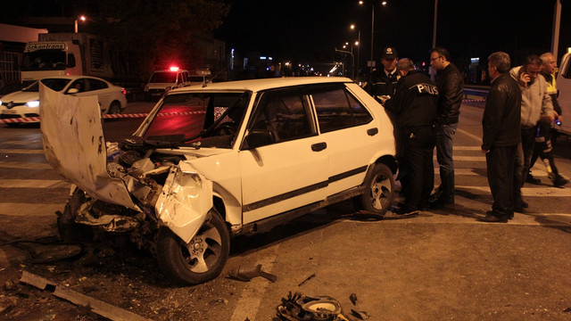Sakarya'da zincirleme trafik kazası: 3 ölü, 1 yaralı