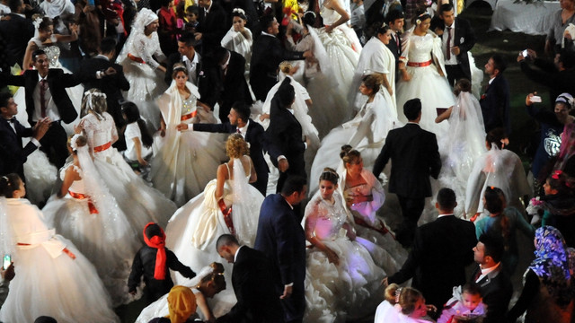 Samsun'da Romanlara toplu nikah