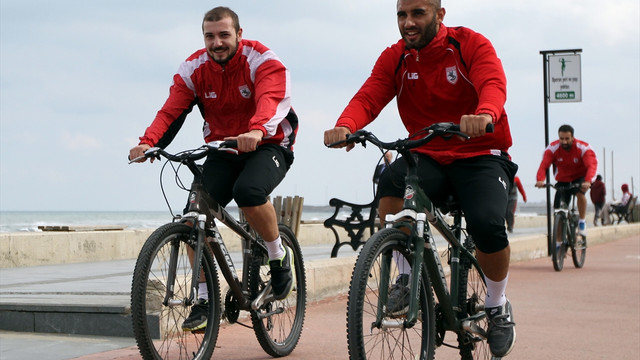 Samsunspor kupa maçına bisikletle hazırlandı