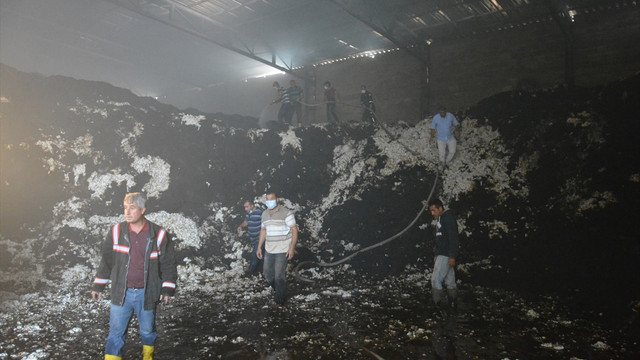 Şanlıurfa'da çırçır fabrikasında yangın