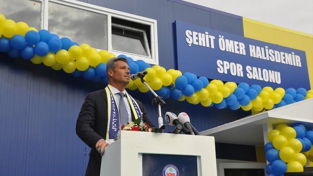 Şehit Ömer Halisdemir Spor Salonu açıldı