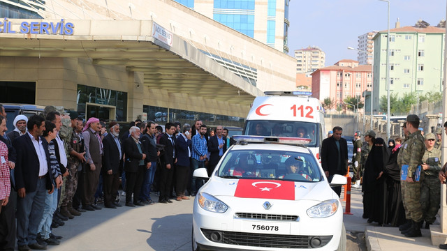 Siirt'te yıldırım isabet eden asker şehit oldu