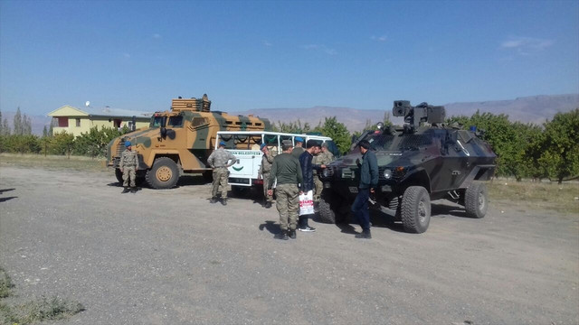 Silahı kazayla ateş alan asker, hayatını kaybetti