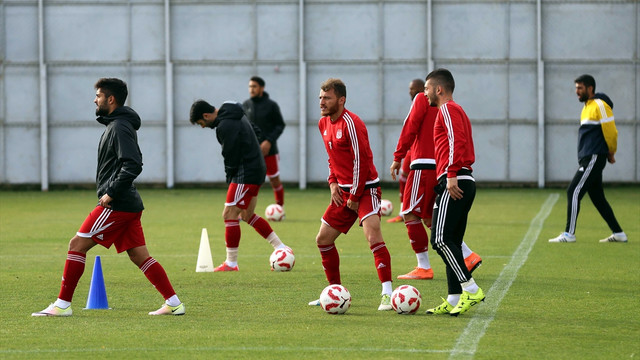 Sivasspor Teknik Direktörü Bakkal: