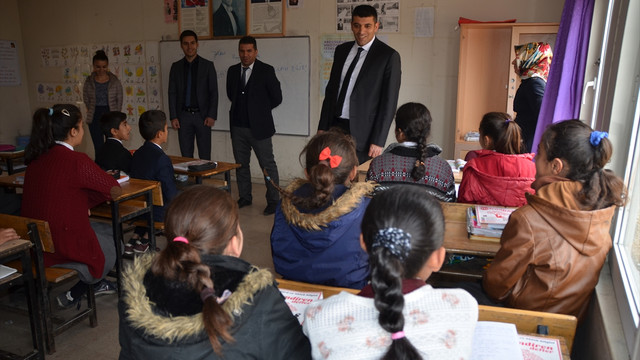 Terör mağduru 5 bin öğrenciye kıyafet yardımı