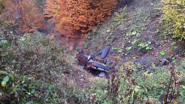 Tokat'ta otomobil uçuruma devrildi: 6 yaralı