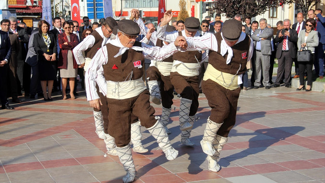 Trakya'nın kasketli, köstekli delikanlıları