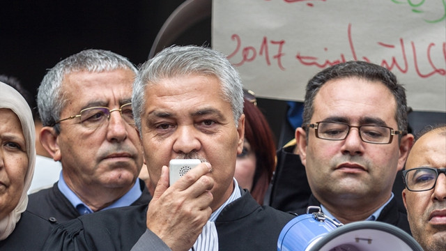 Tunus'ta avukatlardan bir günlük grev