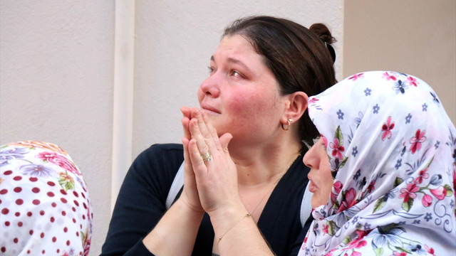 Yeni aldıkları ev yandı