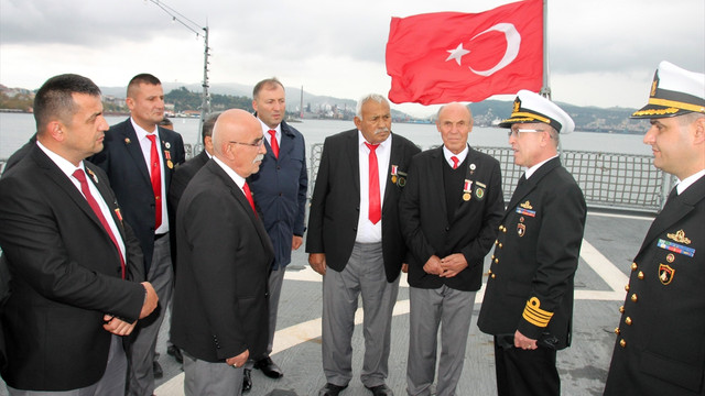 Zonguldak'ta askeri gemiler ziyarete açıldı