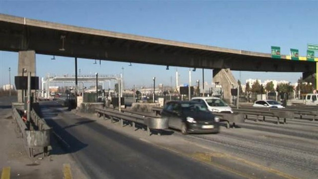 Mahmutbey gişelerinde geçişler artık serbest