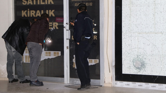Adana'da emlakçıya silahlı saldırı