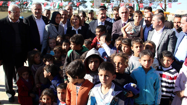 AK Parti heyeti Cerablus'ta