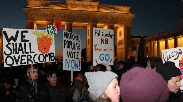 Almanya'da Trump karşıtı gösteri