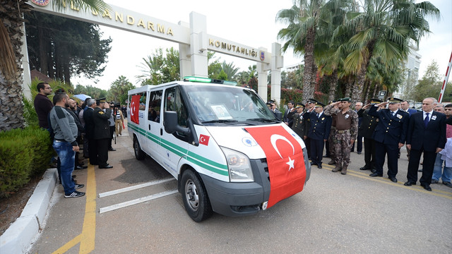 Şehit Uzman Çavuş Doğruöz için Antalyada tören düzenlendi