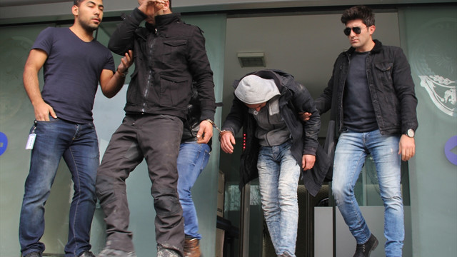 Atatürk Havalimanında müdahale edilen şüpheliler