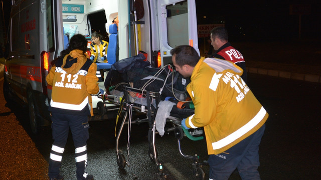 Balıkesir'de trafik kazası: 2 ölü, 8 yaralı