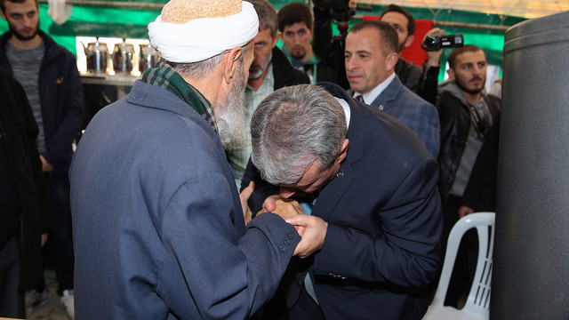 BBP Genel Başkanı Destici'den şehit kaymakamın evine taziye