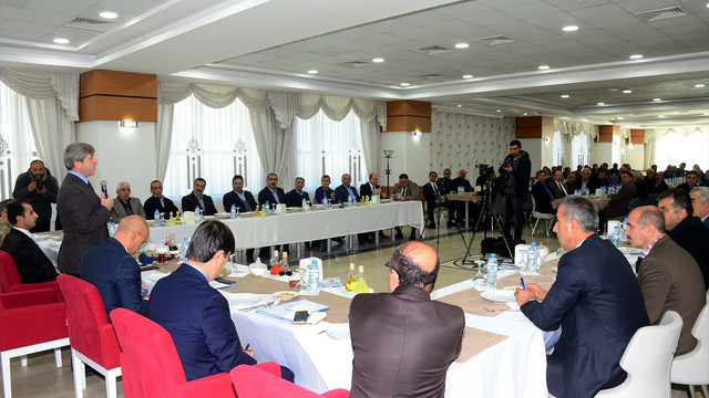 Bitlis Valisi Çınar: