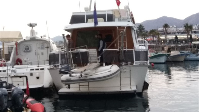 Bodrum'da lüks yattaki kaçak operasyonu
