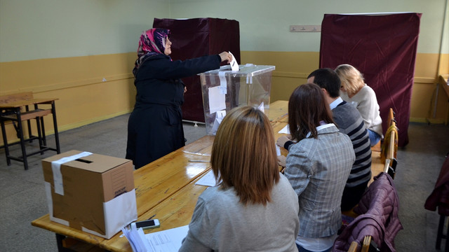 Bulgaristan vatandaşları sandık başında