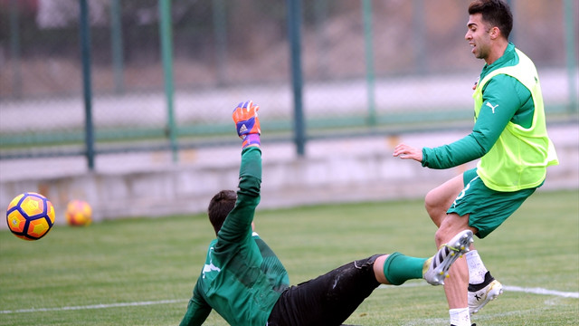 Bursaspor'da Akhisar maçı hazırlıkları sürüyor