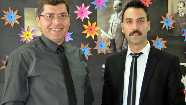 Atatürk'ü en sevdiği türküye klip çekerek andılar