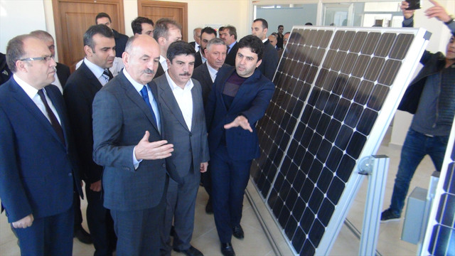 Çalışma ve Sosyal Güvenlik Bakanı Müezzinoğlu: