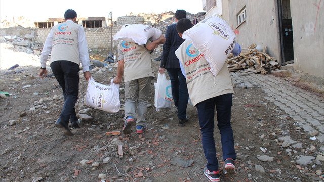 Cansuyu Derneği'nden terör mağduru ailelere yardım
