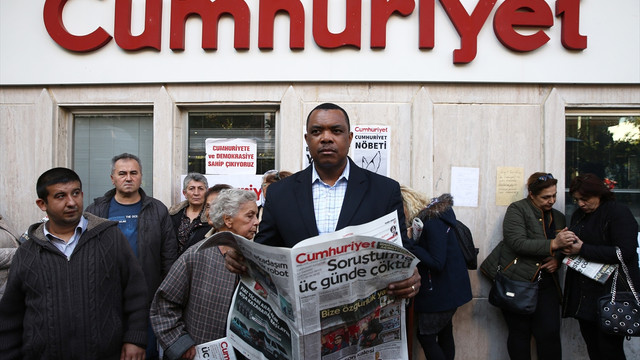 Cumhuriyet gazetesi yönetici ve yazarlarına yönelik soruşturma