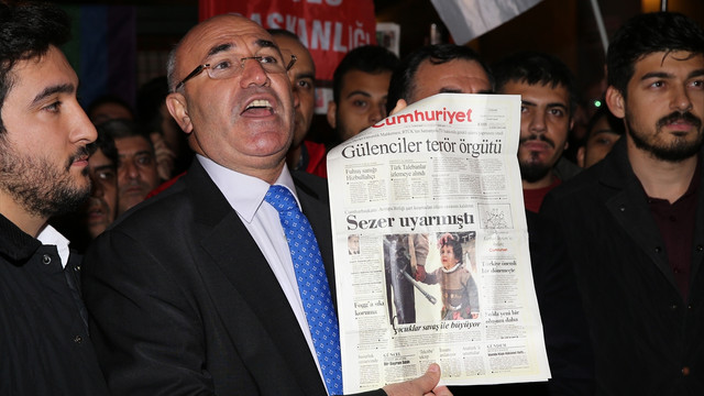 Cumhuriyet gazetesi yönetici ve yazarlarına yönelik soruşturma
