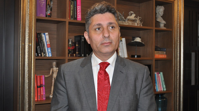 DEAŞ üyeleri, Musul'da sakallarını kesip maske kullanıyor