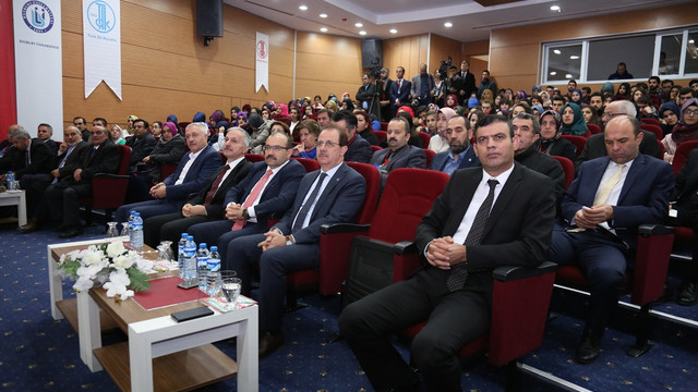 Dede Korkut'tan Hicrani'ye Aşıklık Geleneği Çalıştayı