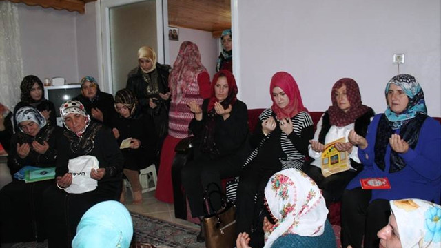 Demokrasi şehidi Diker, 10 yıl önce ölen annesi ile aynı gün hayatını kaybetmiş