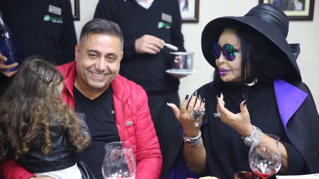 Diva tava ciğer yemeden Edirne'den ayrılmadı