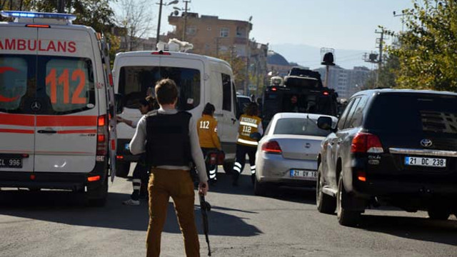 Diyarbakırda suikast hazırlığındaki kadın PKKlı öldürüldü