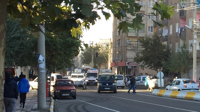 Son dakika: Diyarbakırda patlama! Çok sayıda yaralı var