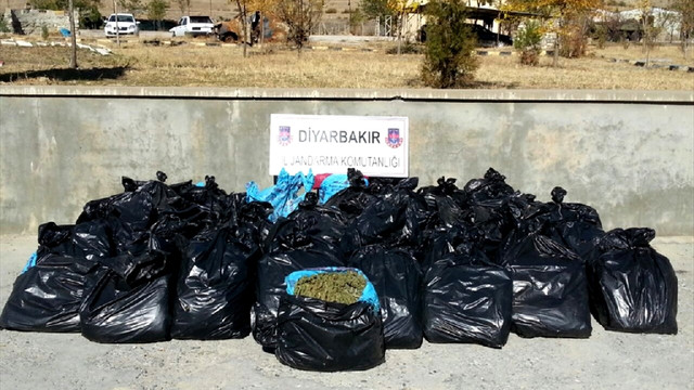 Diyarbakır'da uyuşturucu operasyonu