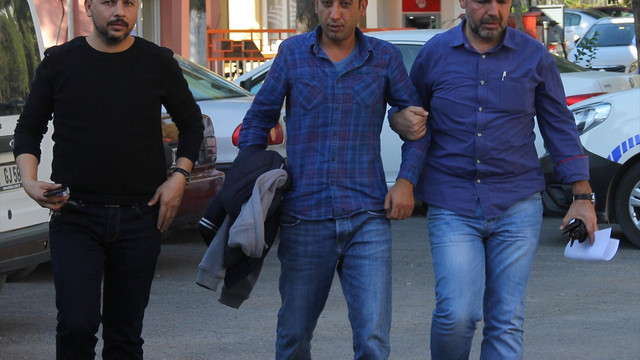 Dolandırıcıları, bindikleri taksinin şoförü yakalattı