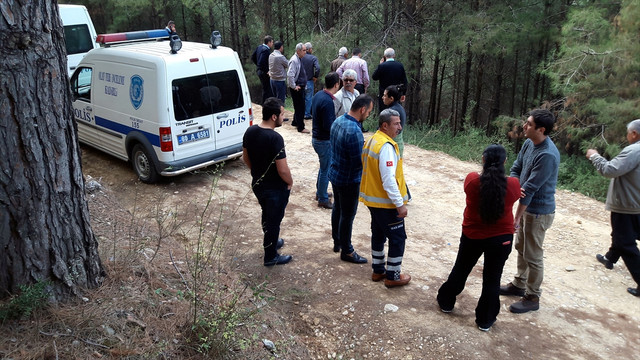 Emekli polis öldürülmüş olarak bulundu