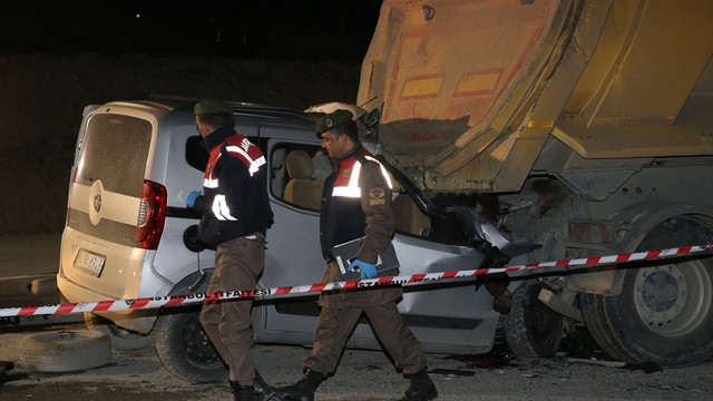 Eyüp'te trafik kazası: 2 ölü