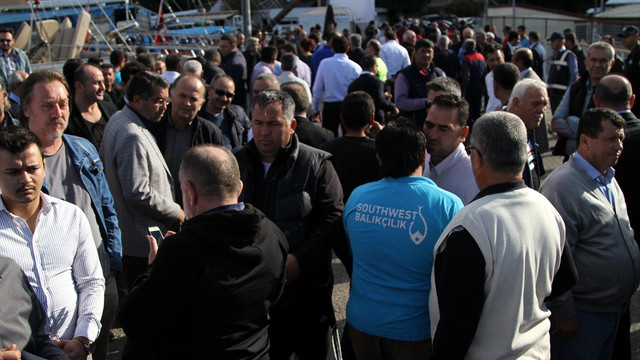 Fethiye İskelesinin Muğla Büyükşehir Belediyesine devredilmesine tepkiler sürüyor