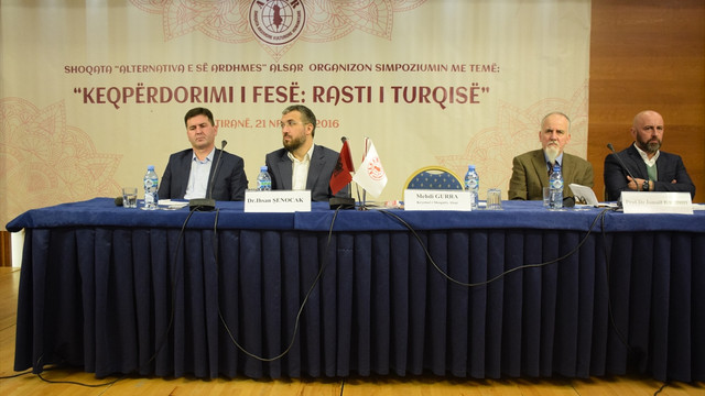 FETÖ'nün din istismarı, Arnavutluk'ta konuşuldu