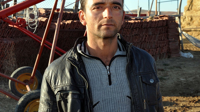 Gözlerimin önünde bir bir yere düştüler