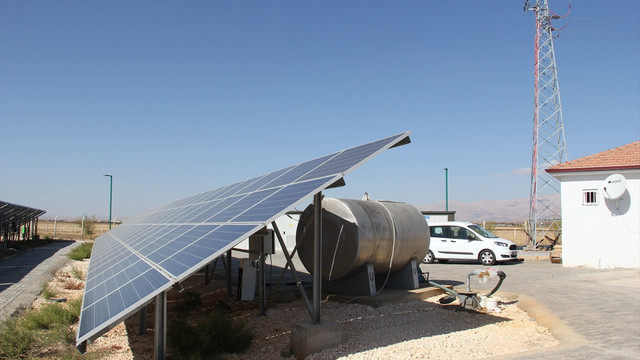 Güneş kuruyan tarlalara can suyu oluyor