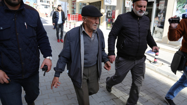 Güvenlik görevlisinin dikkati dolandırıcılığı önledi