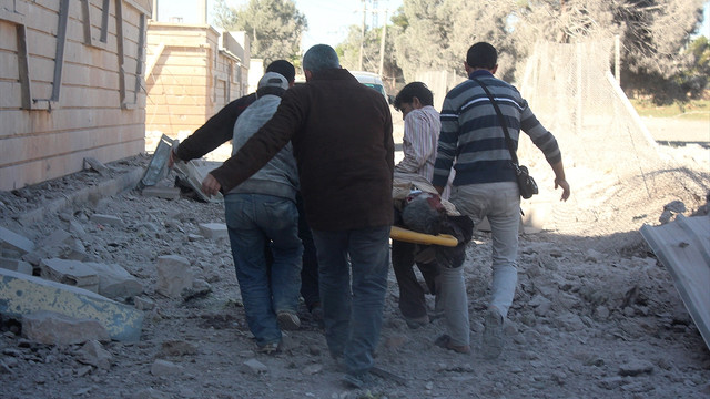 Halep'e yönelik yoğun bombardıman devam ediyor