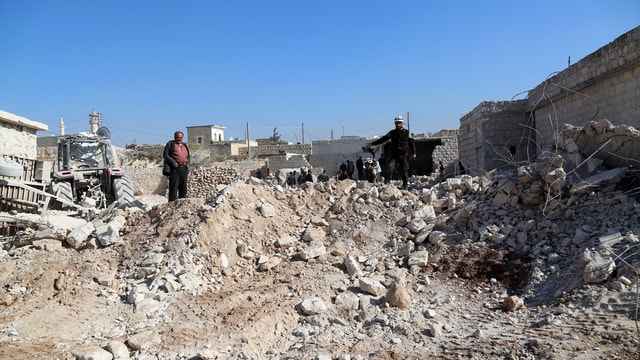 Halep'te yerleşim yerine saldırı